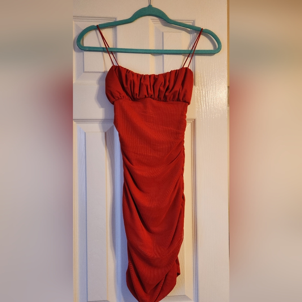 Elegant Red Strapless Dress